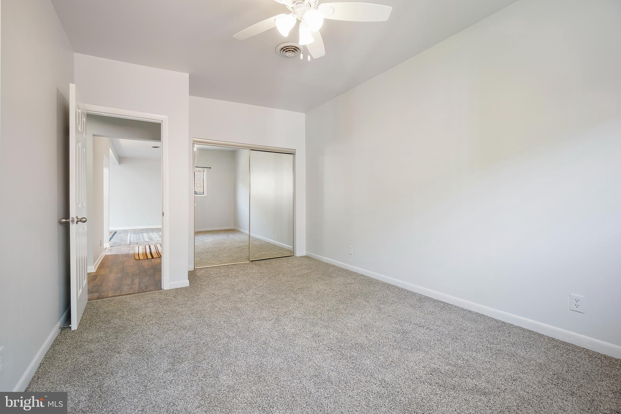 208 Skyhill Road, Unit 208 Alexandria, VA 22314 - Photo 25 of 57