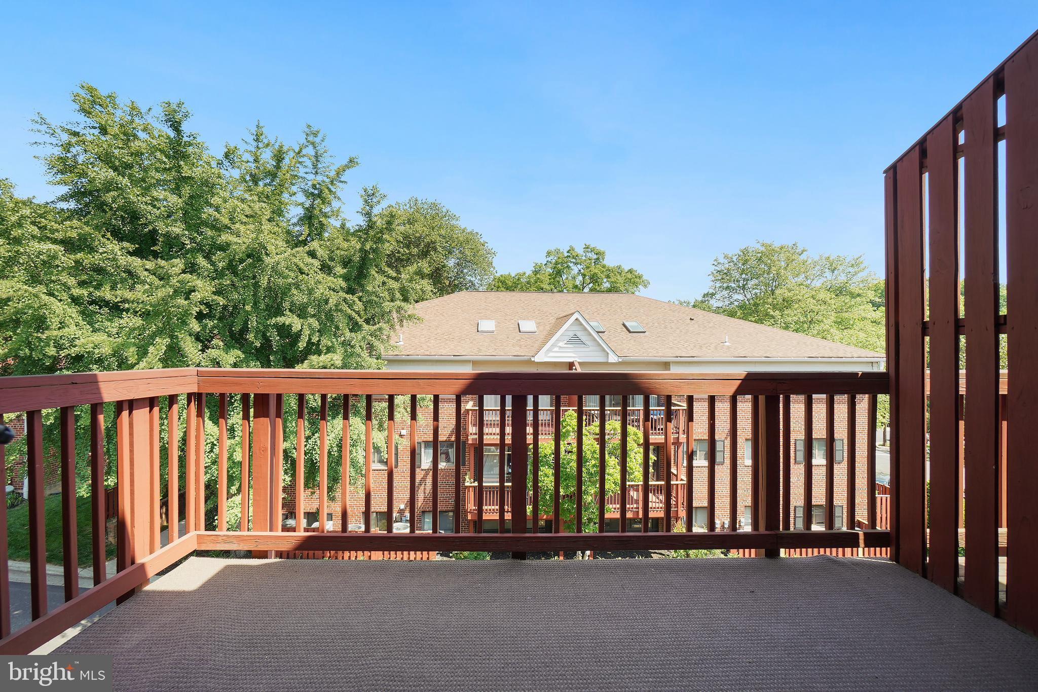 208 Skyhill Road, Unit 208 Alexandria, VA 22314 - Photo 27 of 57