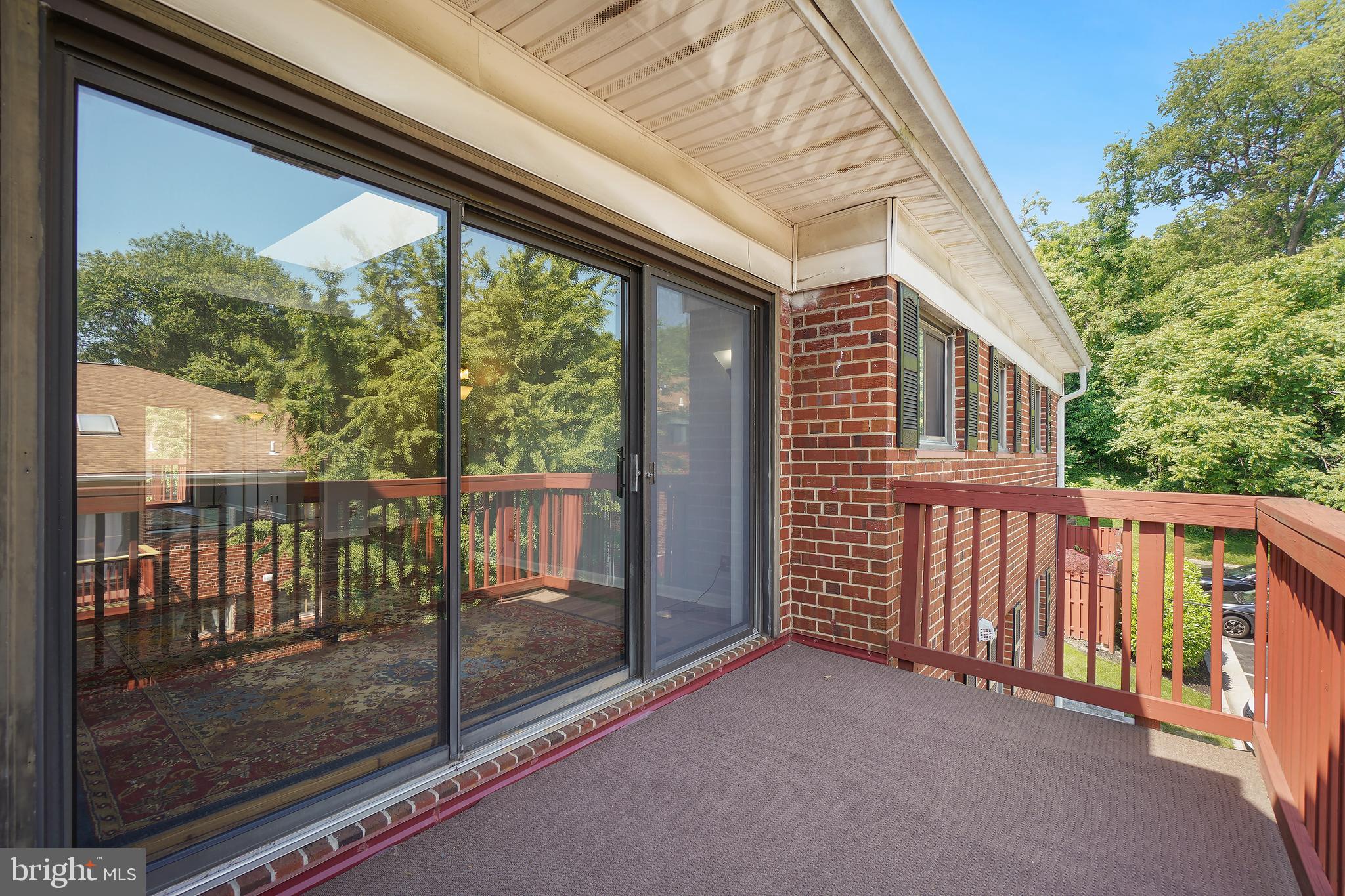 208 Skyhill Road, Unit 208 Alexandria, VA 22314 - Photo 29 of 57