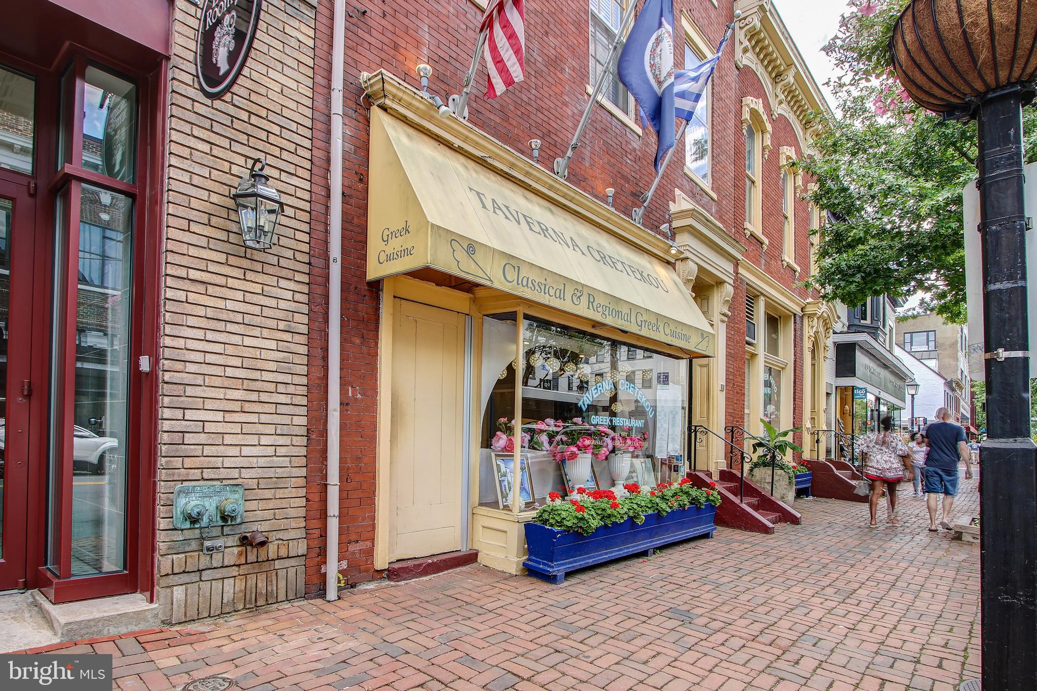 208 Skyhill Road, Unit 208 Alexandria, VA 22314 - Photo 46 of 57
