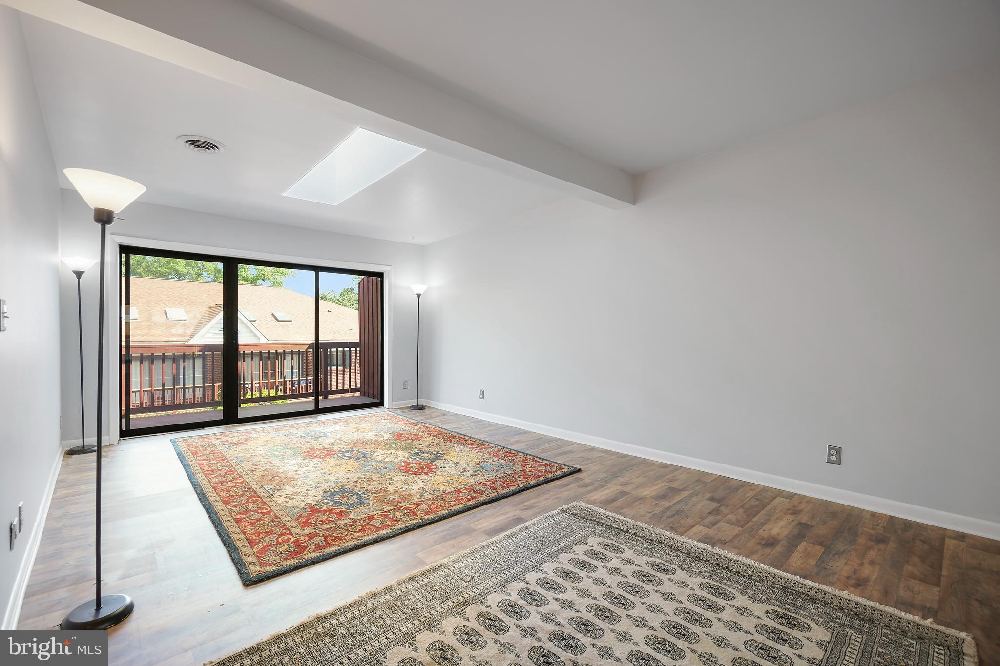 208 Skyhill Road, Unit 208 Alexandria, VA 22314 - Photo 9 of 57
