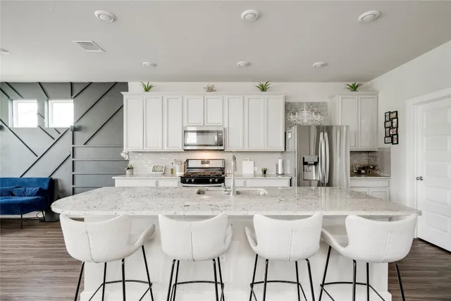 $2,500 | 7502 Chesapeake Rail Lane, Unit 154, Austin, TX 78744