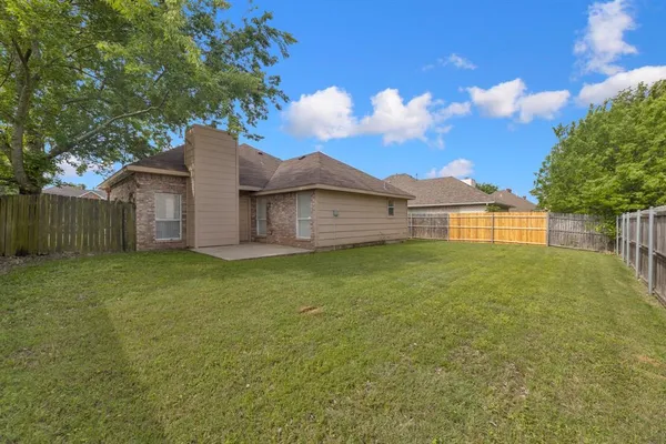 $1,850 | 12411 Summer Hill Drive, Balch Springs, TX 75180