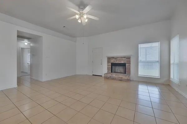 $1,850 | 12411 Summer Hill Drive, Balch Springs, TX 75180