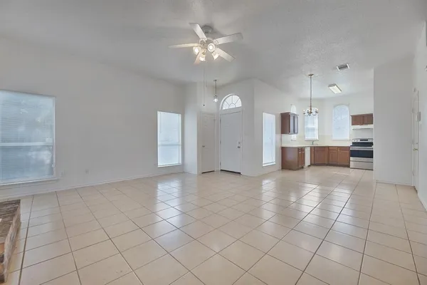$1,850 | 12411 Summer Hill Drive, Balch Springs, TX 75180
