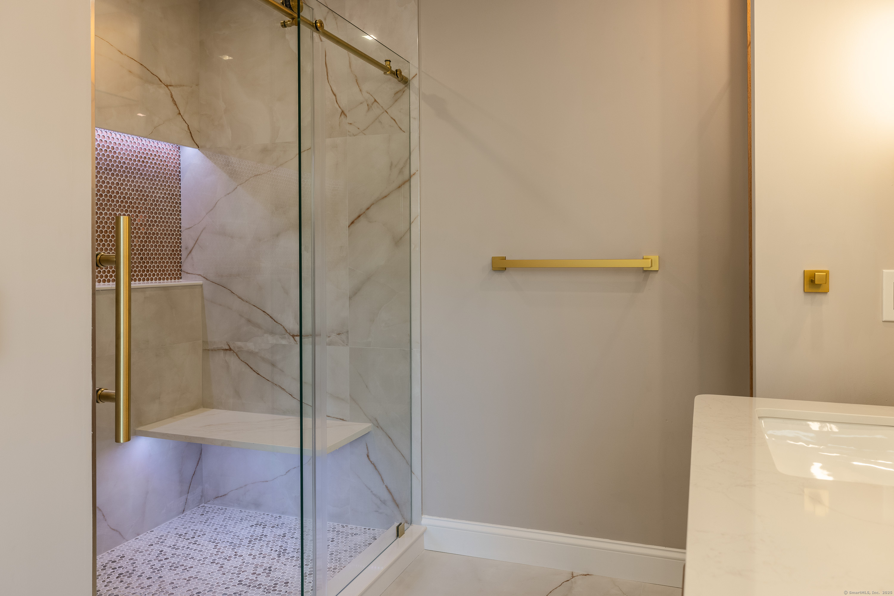 16 Candlewood Acres Road Brookfield, CT 06804 - Photo 26 of 40 PRIMARY SHOWER