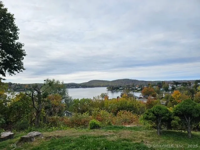 $1,025,000 | 16 Candlewood Acres Road, Brookfield, CT 06804