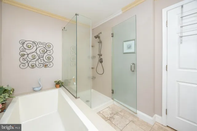 $785,000 | 220 Ivanhoe Drive, Robbinsville, NJ 08691