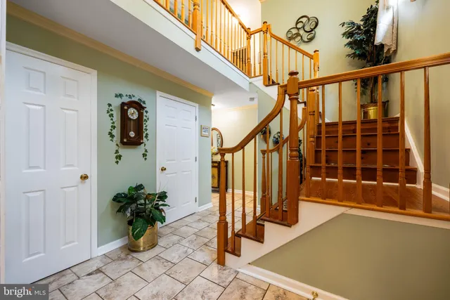 $785,000 | 220 Ivanhoe Drive, Robbinsville, NJ 08691