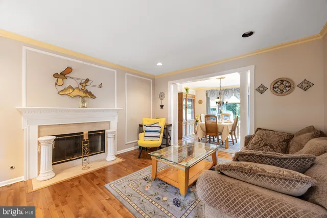 $785,000 | 220 Ivanhoe Drive, Robbinsville, NJ 08691