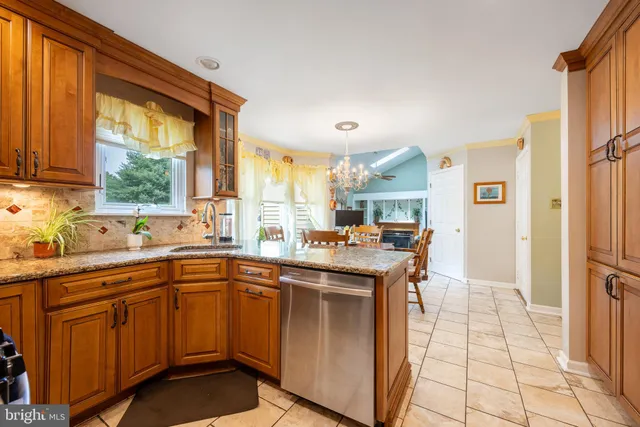 $785,000 | 220 Ivanhoe Drive, Robbinsville, NJ 08691