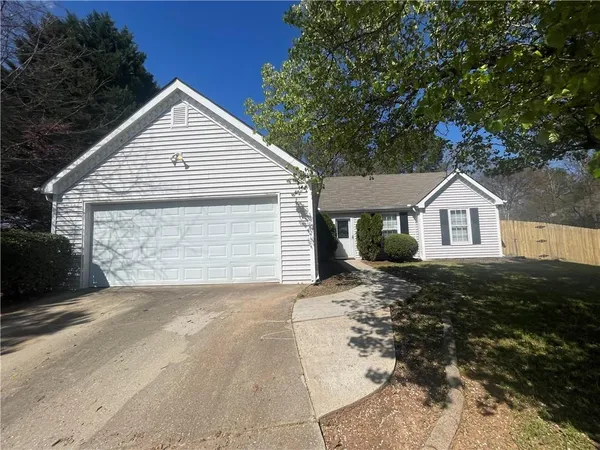$2,090 | 1210 Mercury Drive Southeast, Lawrenceville, GA 30045