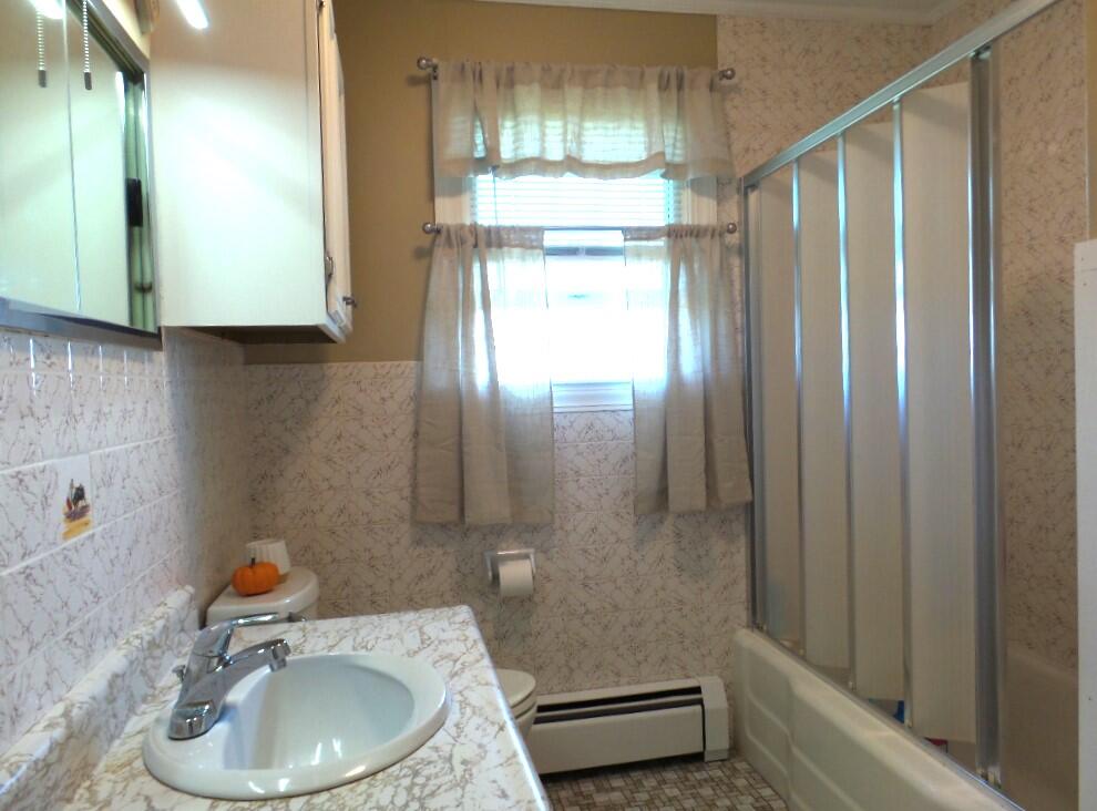 60 Shores Road Waterville, ME 04901 - Photo 13 of 26 Full Bath
