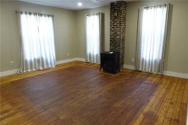 $189,900 | 1622 Branchton Road, Hilliards, PA 16040