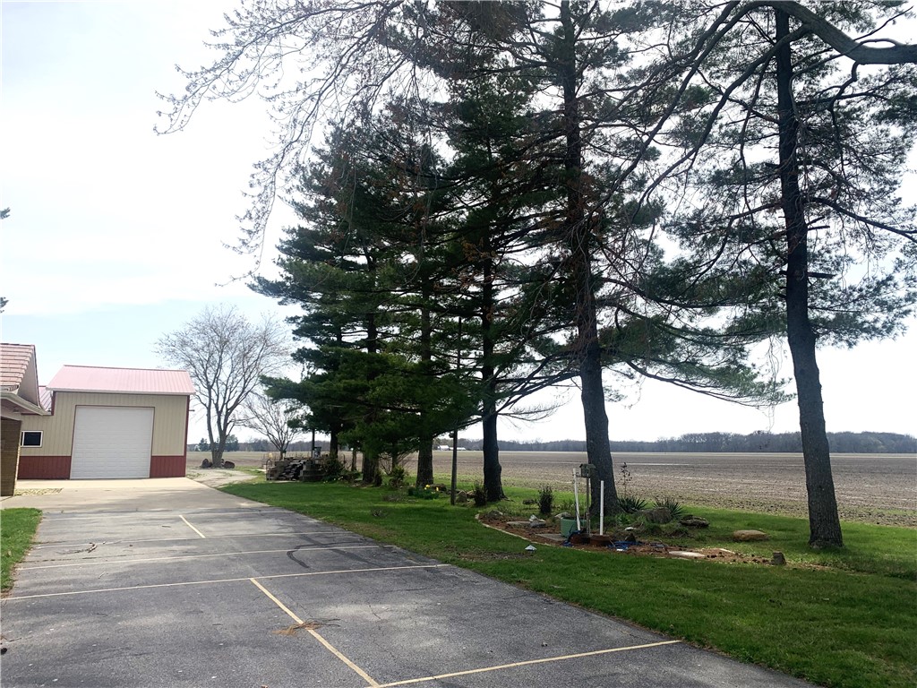2518 East 100 North Road Pana, IL 62557 - Photo 4 of 40