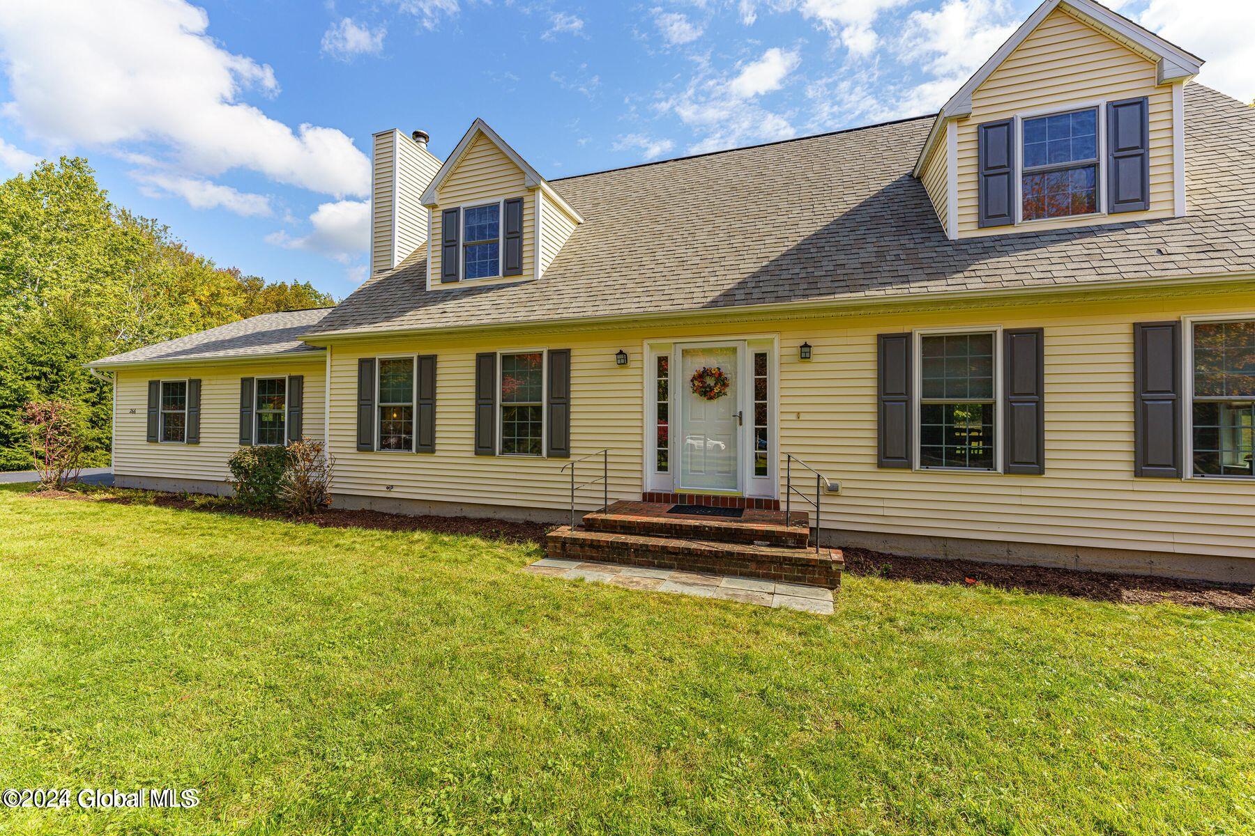 266 Rabie Road Averill Park, NY 12018 - Photo 1 of 69 20221008130331326846000000-o