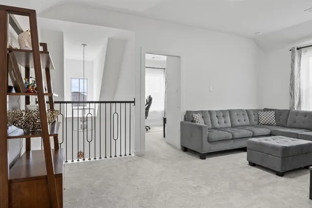 $2,990 | 1255 Sumner Street, Aubrey, TX 76227