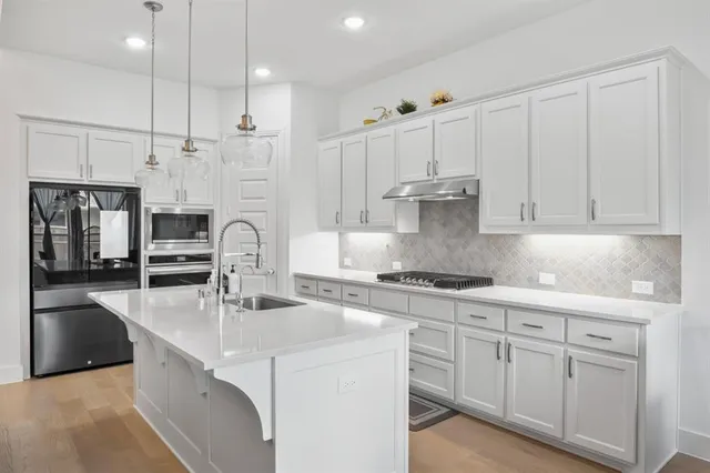 $2,990 | 1255 Sumner Street, Aubrey, TX 76227