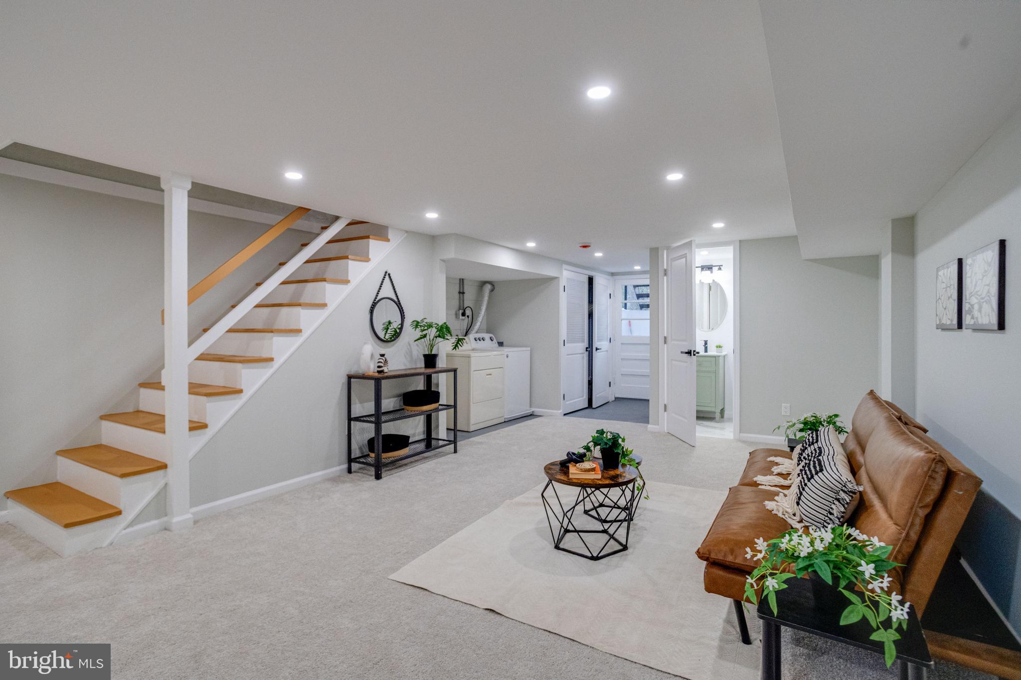 4806 Greencrest Road Baltimore, MD 21206 - Photo 39 of 57