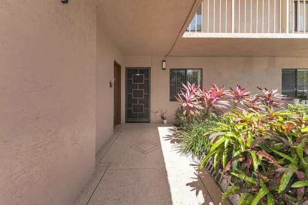 $144,000 | 7301 Amberly Lane, Unit 101, Delray Beach, FL 33446