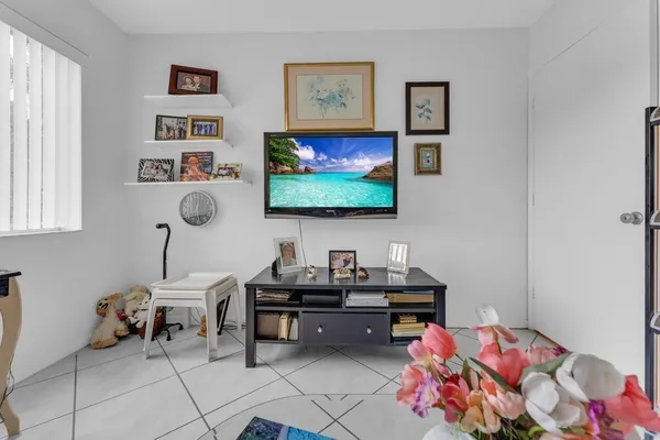 $144,000 | 7301 Amberly Lane, Unit 101, Delray Beach, FL 33446