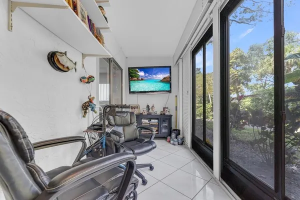 $144,000 | 7301 Amberly Lane, Unit 101, Delray Beach, FL 33446