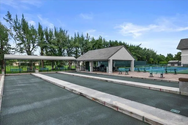 $144,000 | 7301 Amberly Lane, Unit 101, Delray Beach, FL 33446