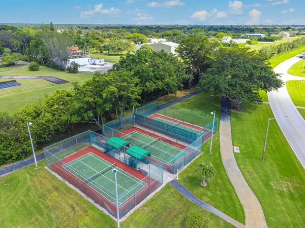 $144,000 | 7301 Amberly Lane, Unit 101, Delray Beach, FL 33446
