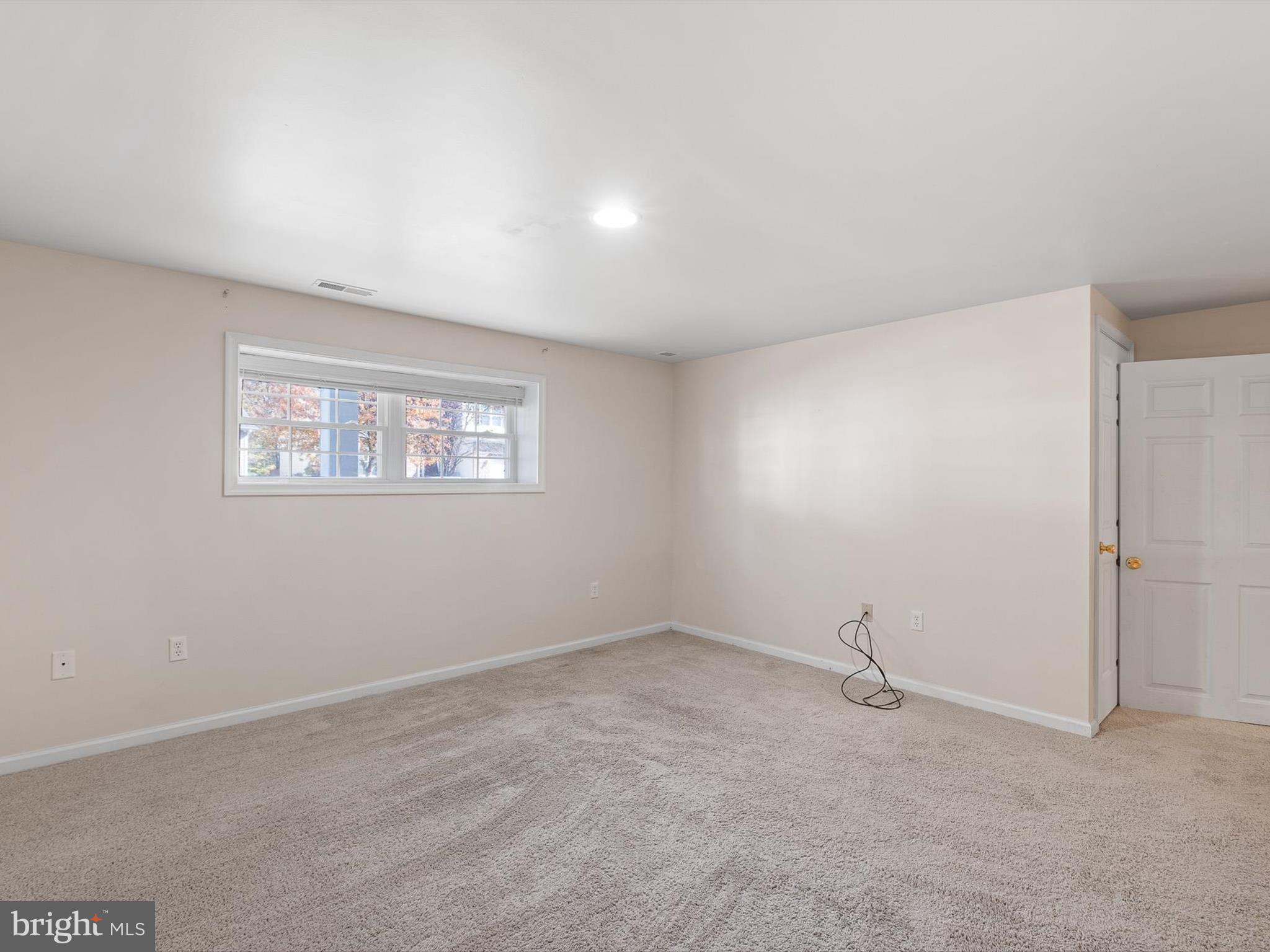 37 Jesse Boyd Circle Elkton, MD 21921 - Photo 23 of 29 an empty room with a workbench