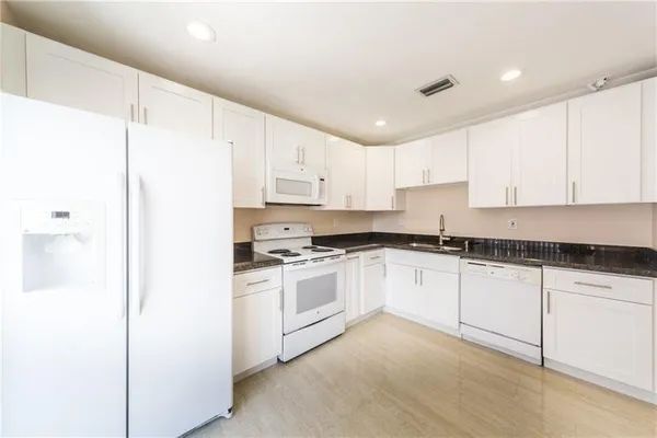$2,450 | 1343 Hampton Boulevard, North Lauderdale, FL 33068