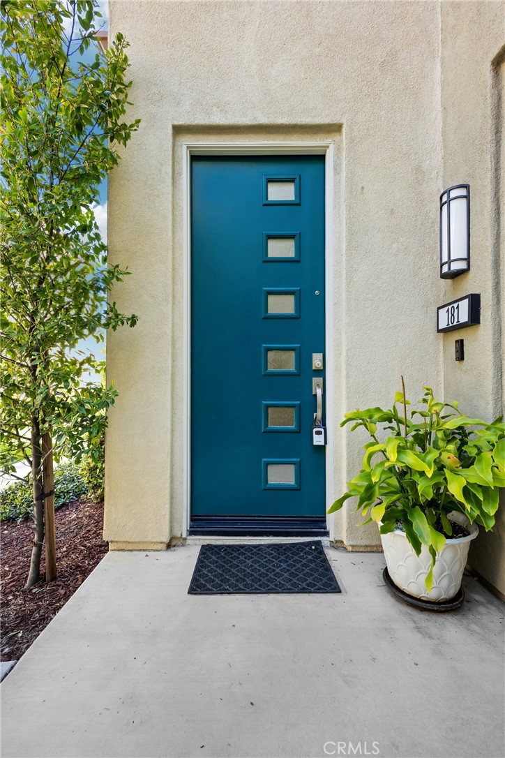 181 Magnet Irvine, CA 92618 - Photo 4 of 45