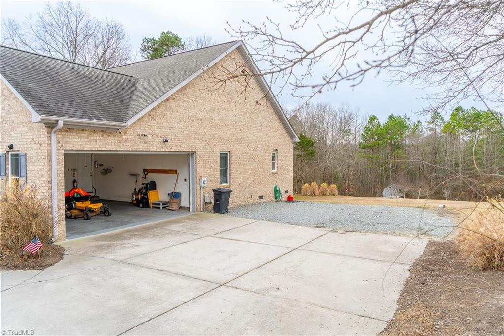 377 Concrete Works Road Winston-Salem, NC 27107 - Photo 28 of 43 Gallery Image 28