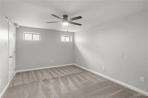 $329,900 | 2052 Waybridge Lane, Fenton, MO 63026