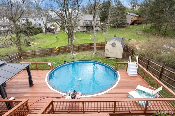 $329,900 | 2052 Waybridge Lane, Fenton, MO 63026