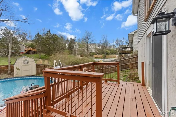 $329,900 | 2052 Waybridge Lane, Fenton, MO 63026