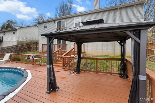 $329,900 | 2052 Waybridge Lane, Fenton, MO 63026