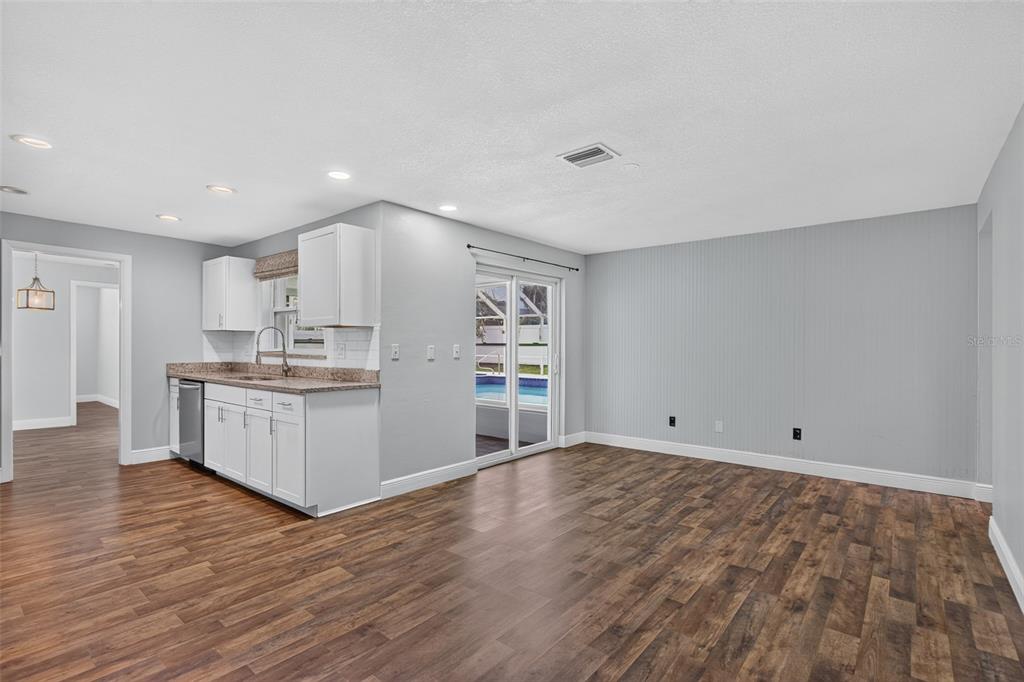 700 Ruskin Road Clearwater, FL 33765 - Photo 18 of 47