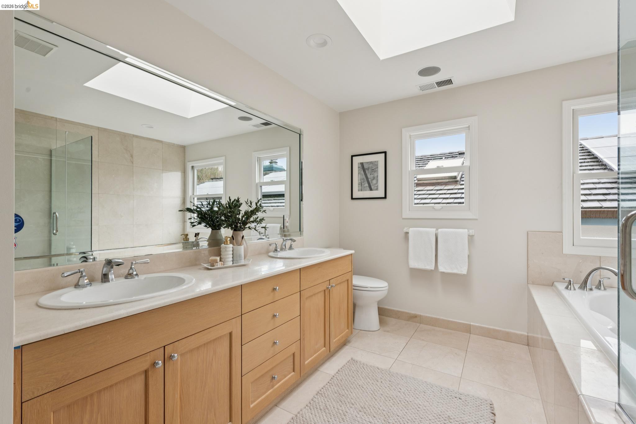 287 Cross Road Oakland, CA 94618 - Photo 39 of 56