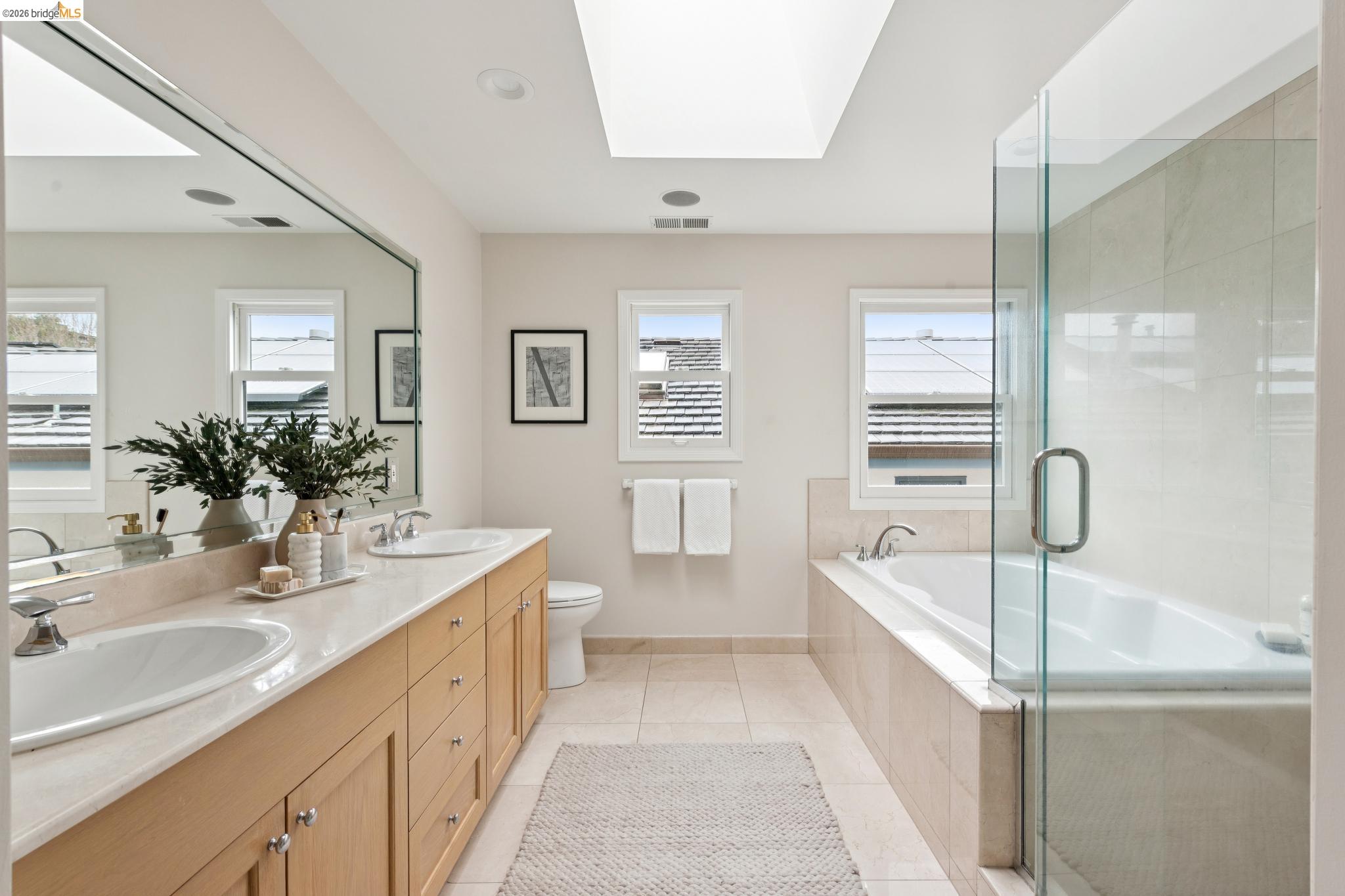 287 Cross Road Oakland, CA 94618 - Photo 40 of 56