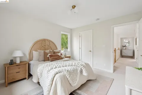 $1,495,000 | 287 Cross Road, Oakland, CA 94618