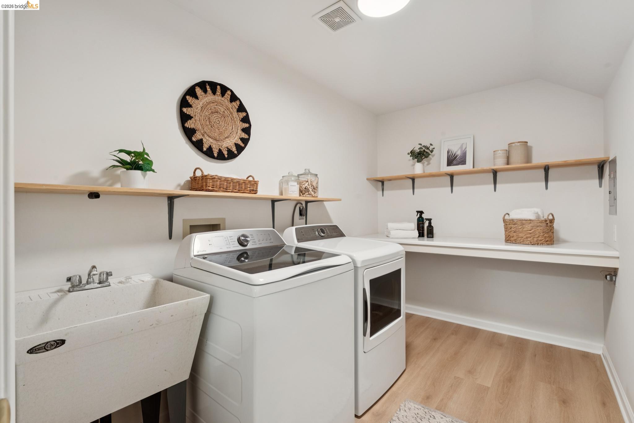 287 Cross Road Oakland, CA 94618 - Photo 49 of 56