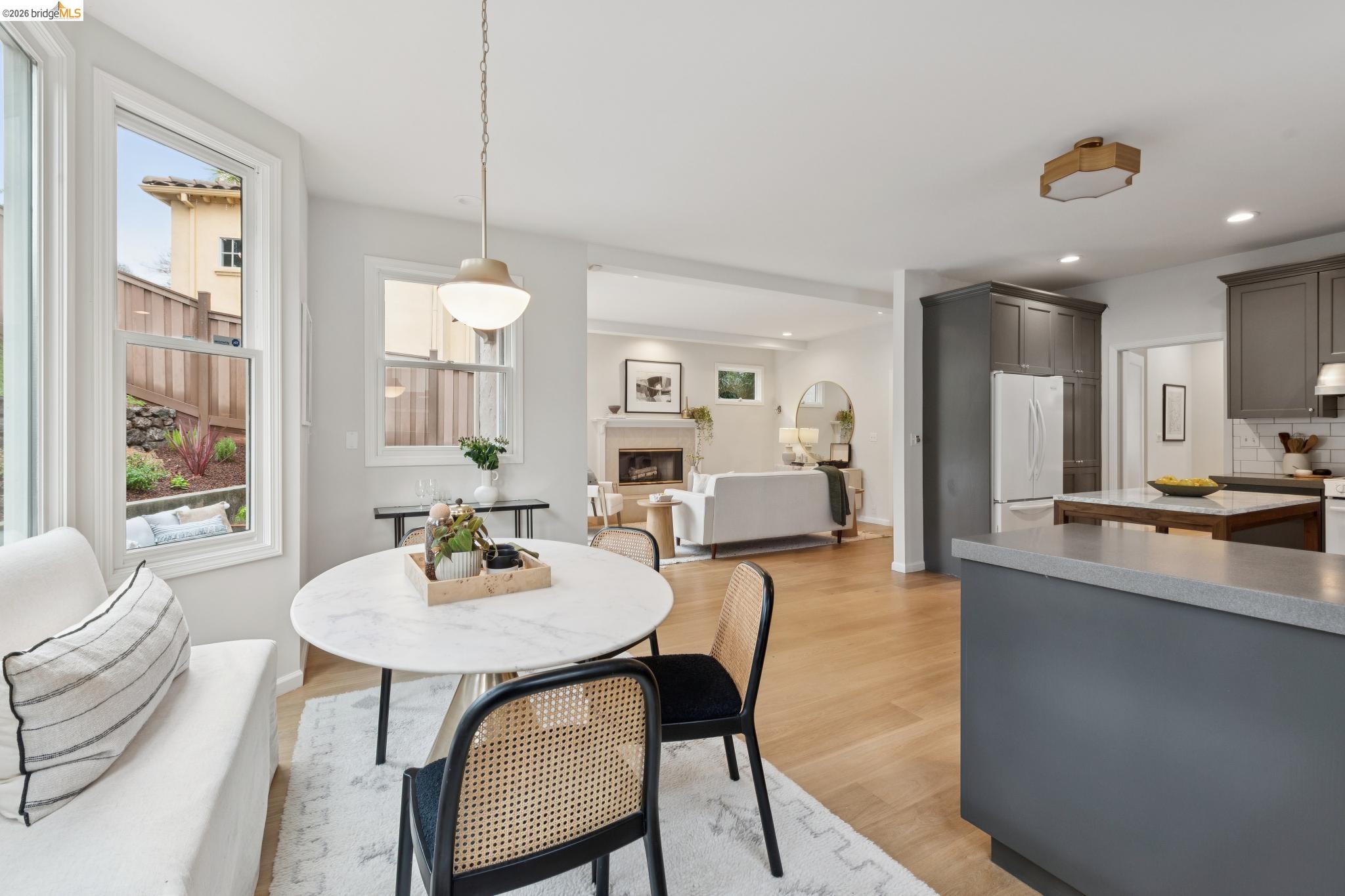 287 Cross Road Oakland, CA 94618 - Photo 7 of 56