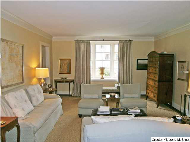 2516 Heathermoor Road Birmingham, AL 35223 - Photo 2 of 32