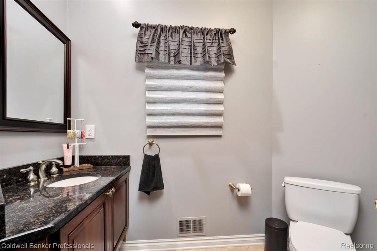 4420 Blood Road Metamora, MI 48455 - Photo 18 of 32 Half-Bath