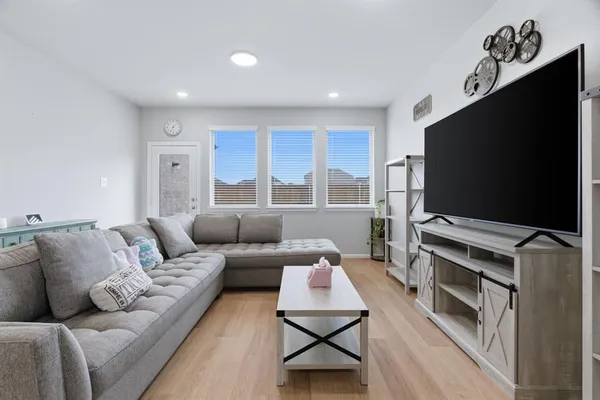 $365,000 | 2124 Colt Court, Seagoville, TX 75159