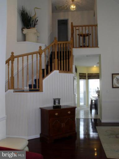 315 McKay Road Stevensville, MD 21666 - Photo 9 of 15 Staircase