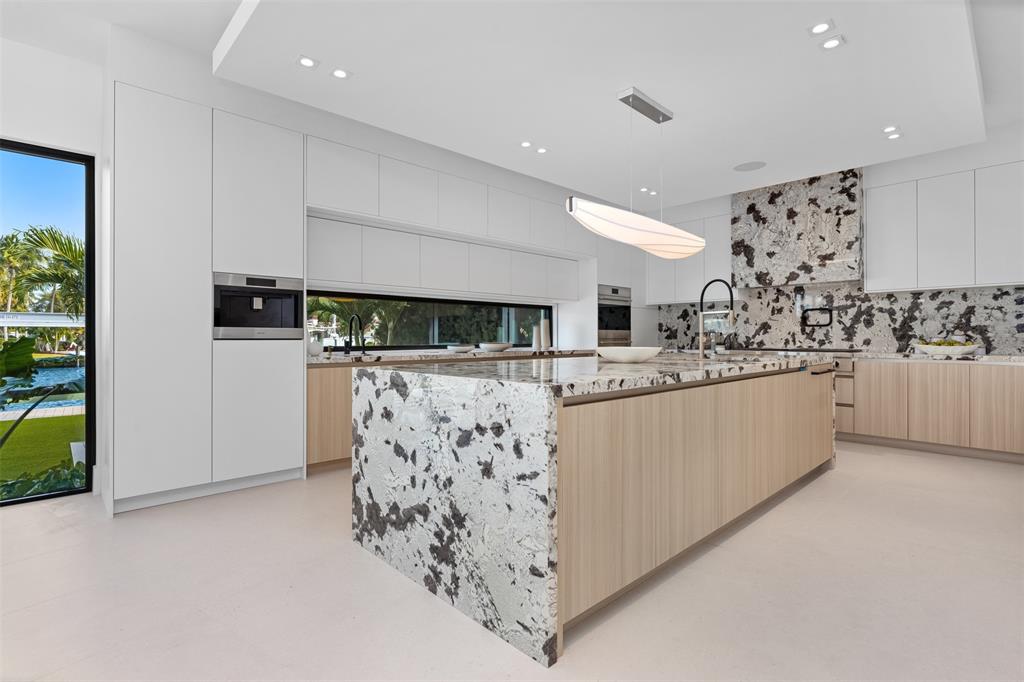 3031 Northeast 23rd Court Fort Lauderdale, FL 33305 - Photo 19 of 76