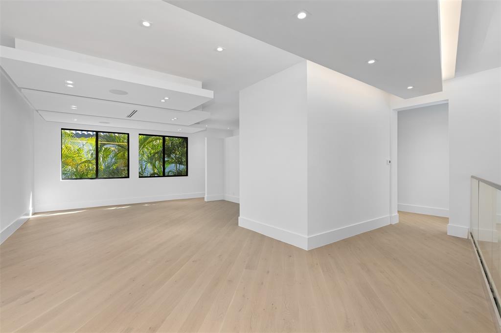 3031 Northeast 23rd Court Fort Lauderdale, FL 33305 - Photo 45 of 76