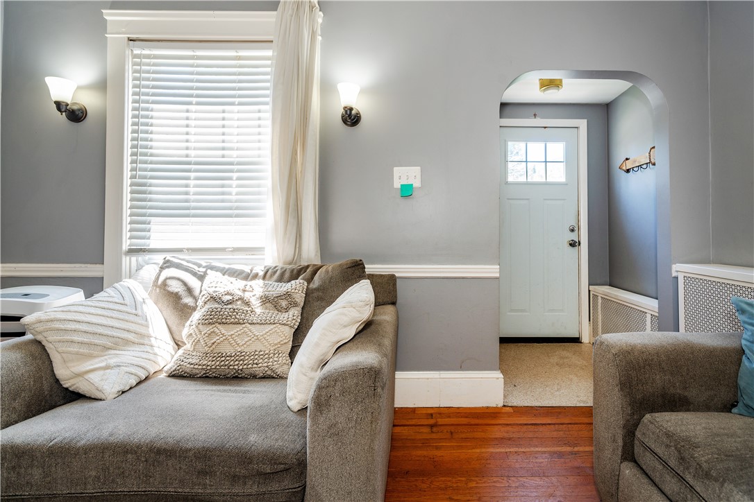 11 Metropolitan Road Providence, RI 02908 - Photo 6 of 50 Gallery Image 6