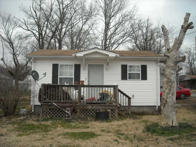 1822 Park Street Springfield, TN 37172 - Photo 1 of 1 Front View